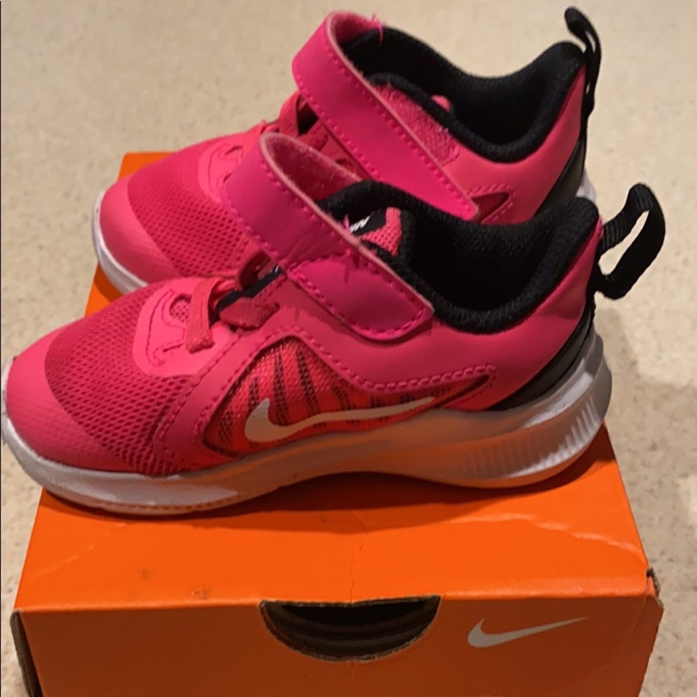 💗Hot pink💗 Nike Shoes